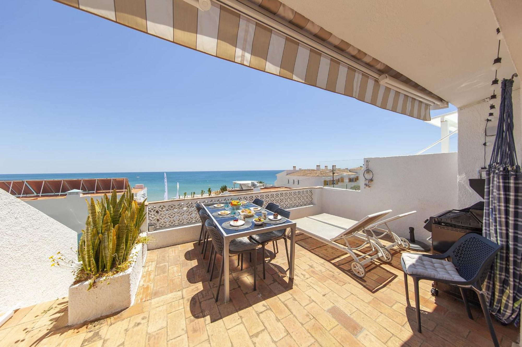 C22 - Beco Do Poco Beach Townhouse In Praia Da Luz Exterior photo