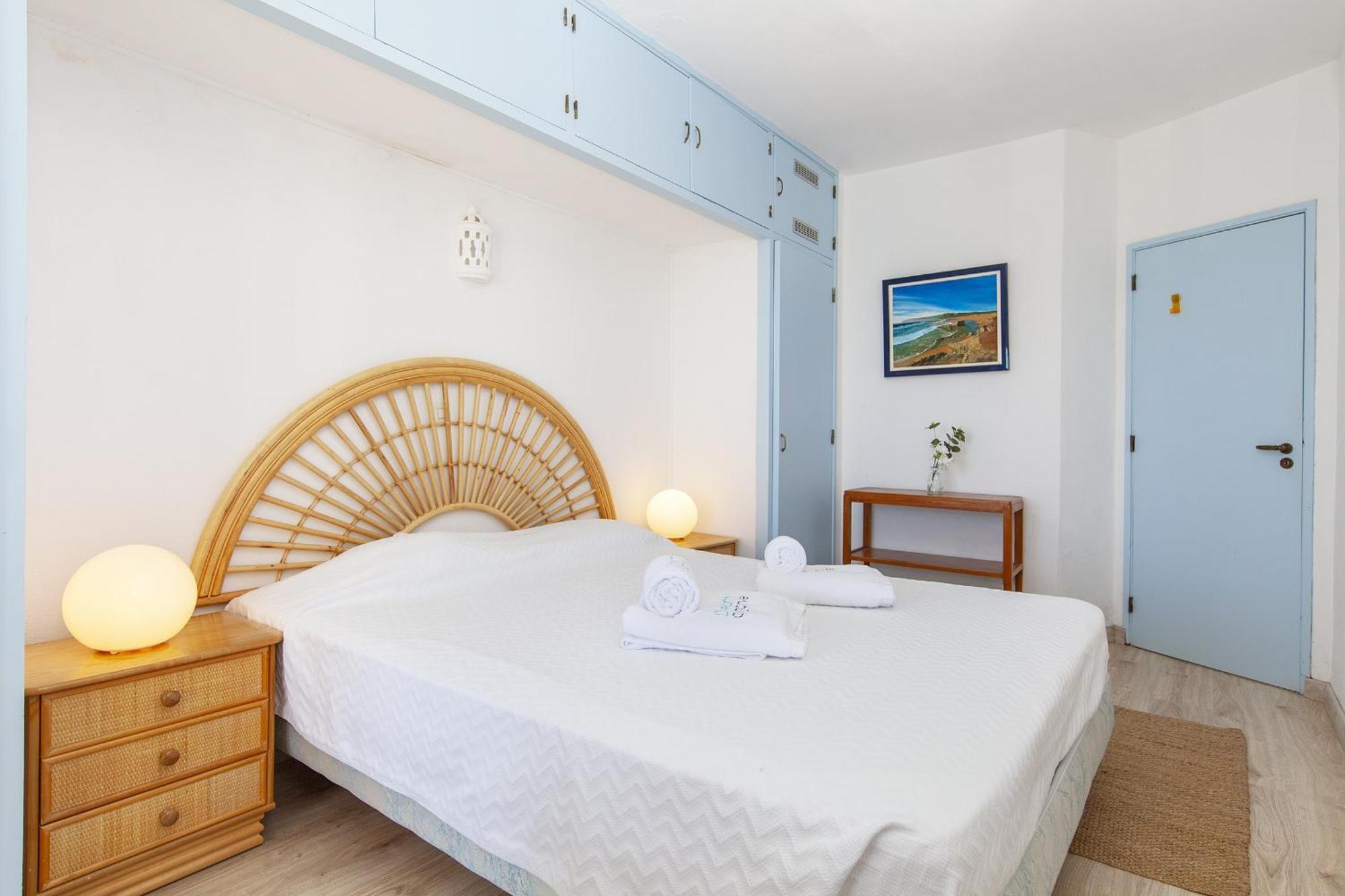C22 - Beco Do Poco Beach Townhouse In Praia Da Luz Exterior photo