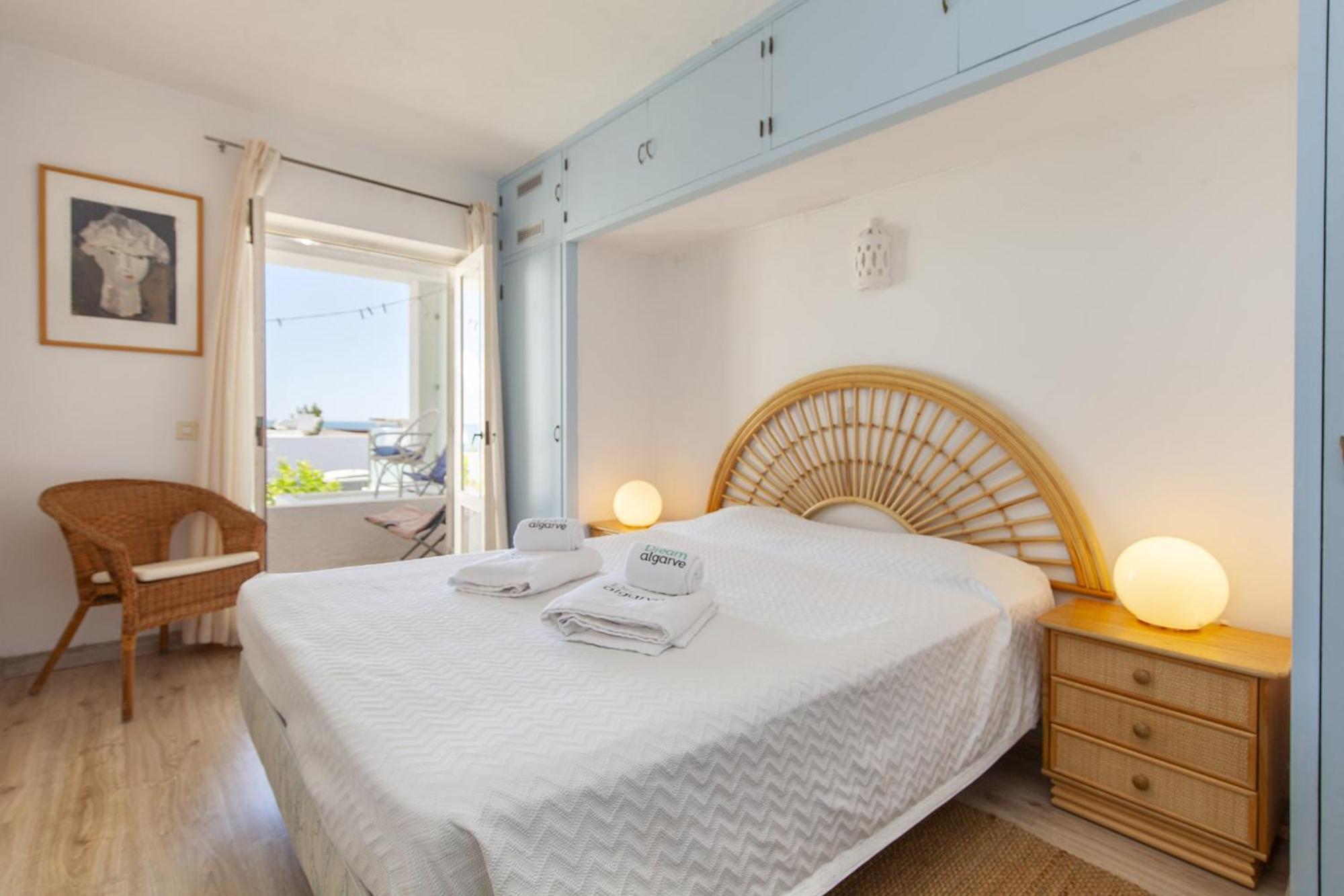 C22 - Beco Do Poco Beach Townhouse In Praia Da Luz Exterior photo